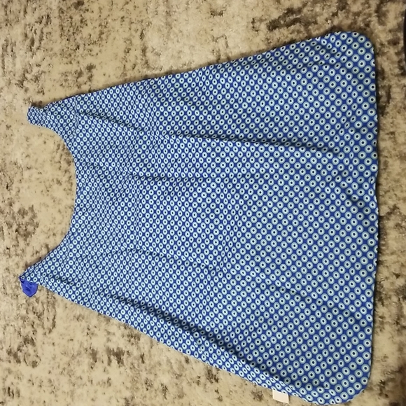 B Blue cape - Picture 5 of 5